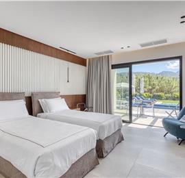 5 bedroom luxury seaside villa with indoor & outdoor pool, near Acharavi, sleeps 10